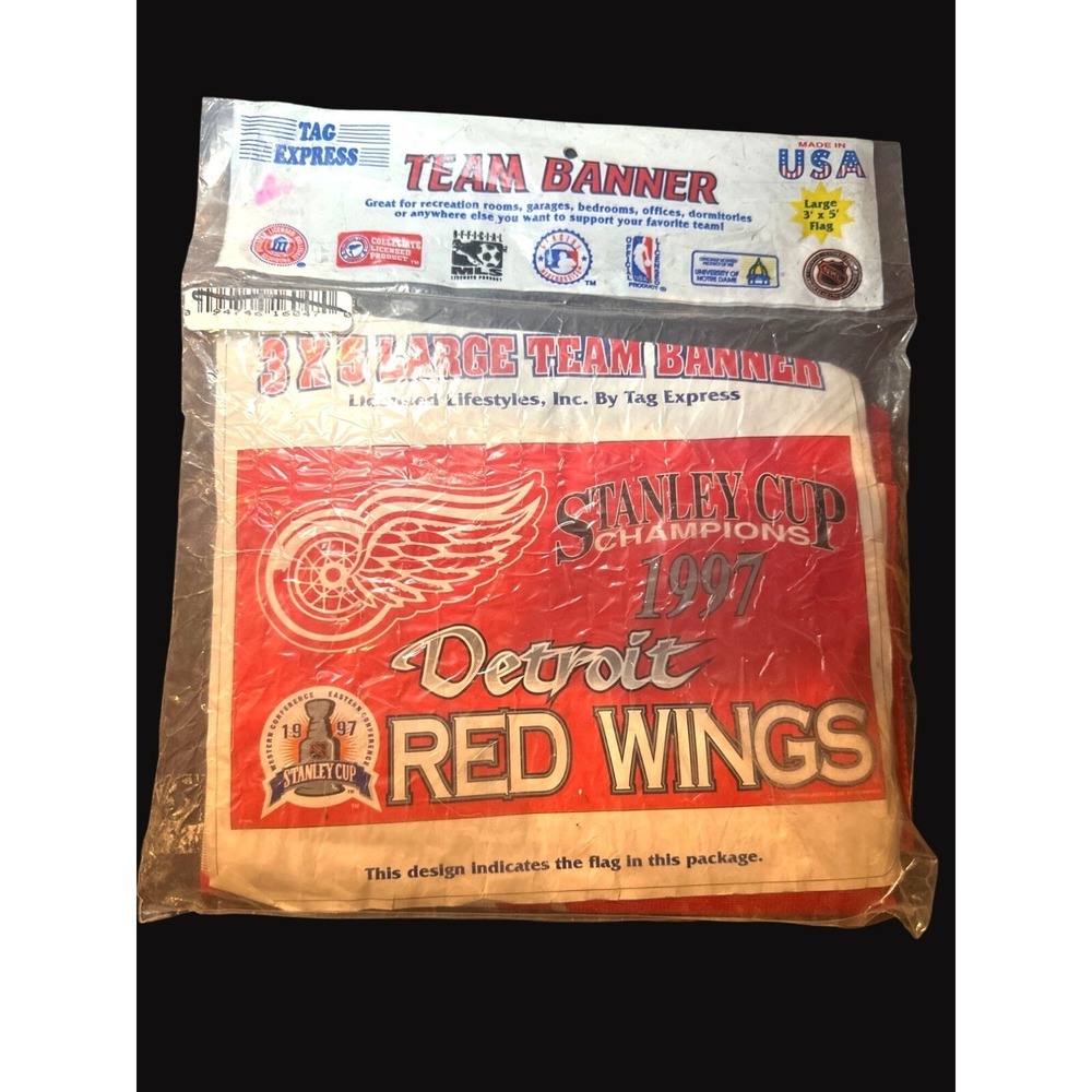 Detroit Red Wings 1997 Stanley Cup Champions 3x5 Team Banner Tag Express USA NOS